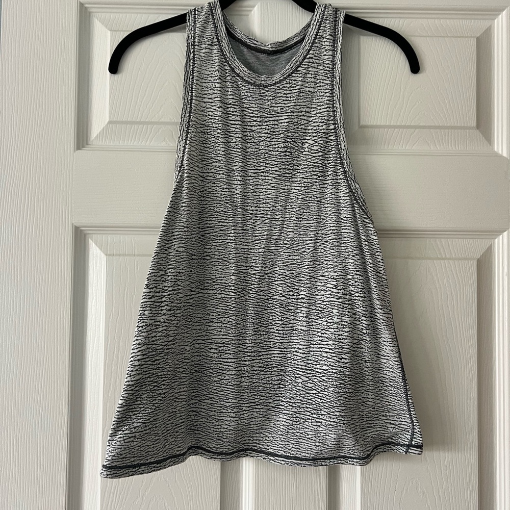 Lululemon Athletica Gray Relaxed Sleeveless Tank Top